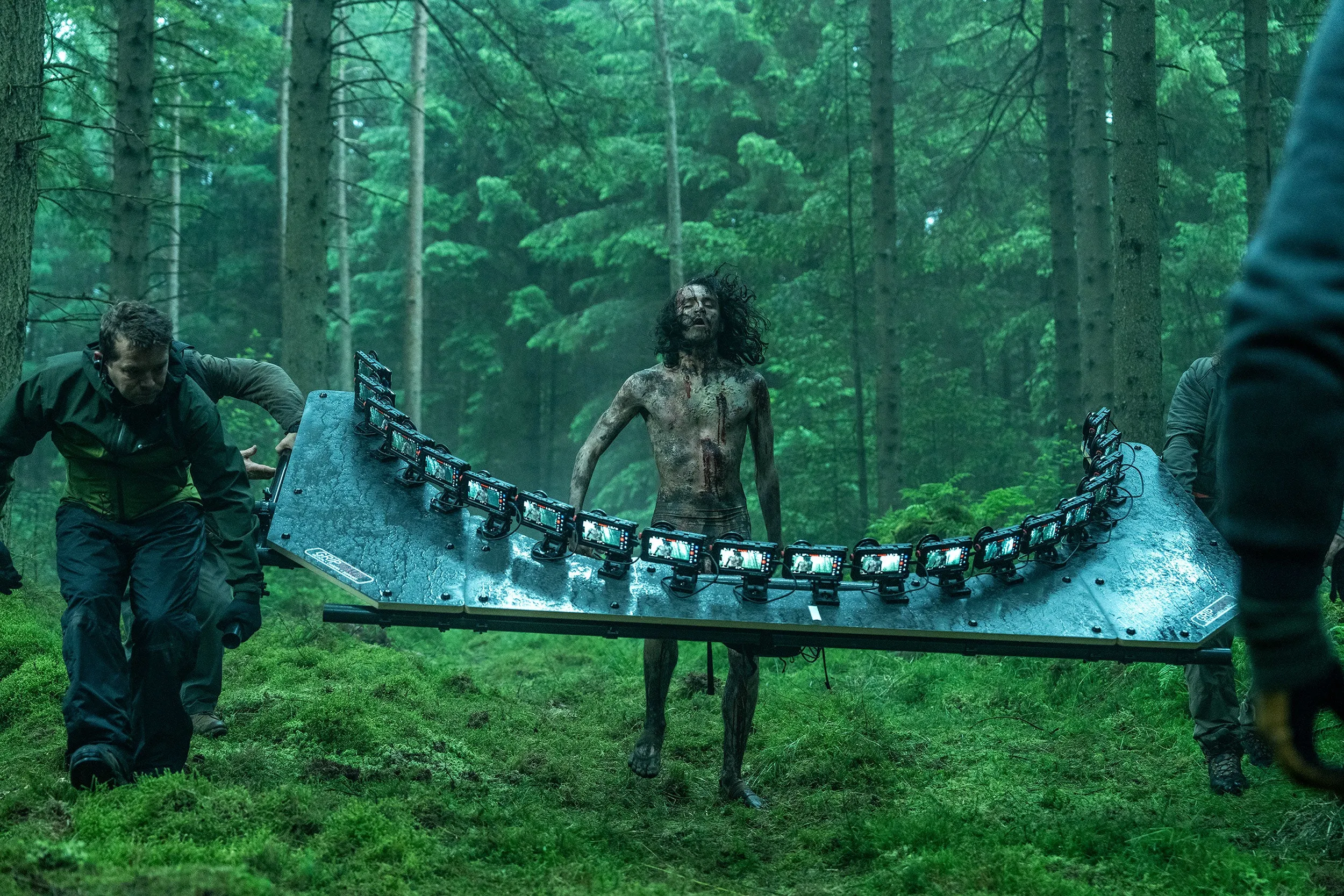 28 Years Later Director Danny Boyle Goes Big With the Horror Sequel: 'If  You're Widescreen, the Infected Could Be Anywhere' - IGN