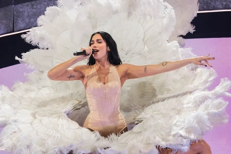 dua-lipa-melbourne-march-2025-pic-brittany-long-02