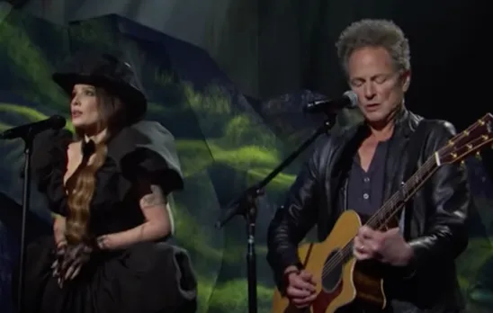 Watch Halsey Perform ‘Darling’ With Lindsey Buckingham on SNL