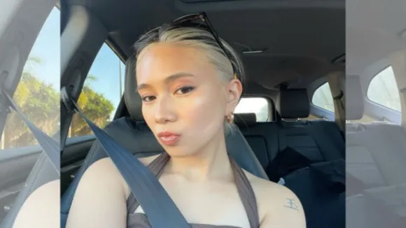 Niki Reflects on Opening for Taylor Swift in 2014